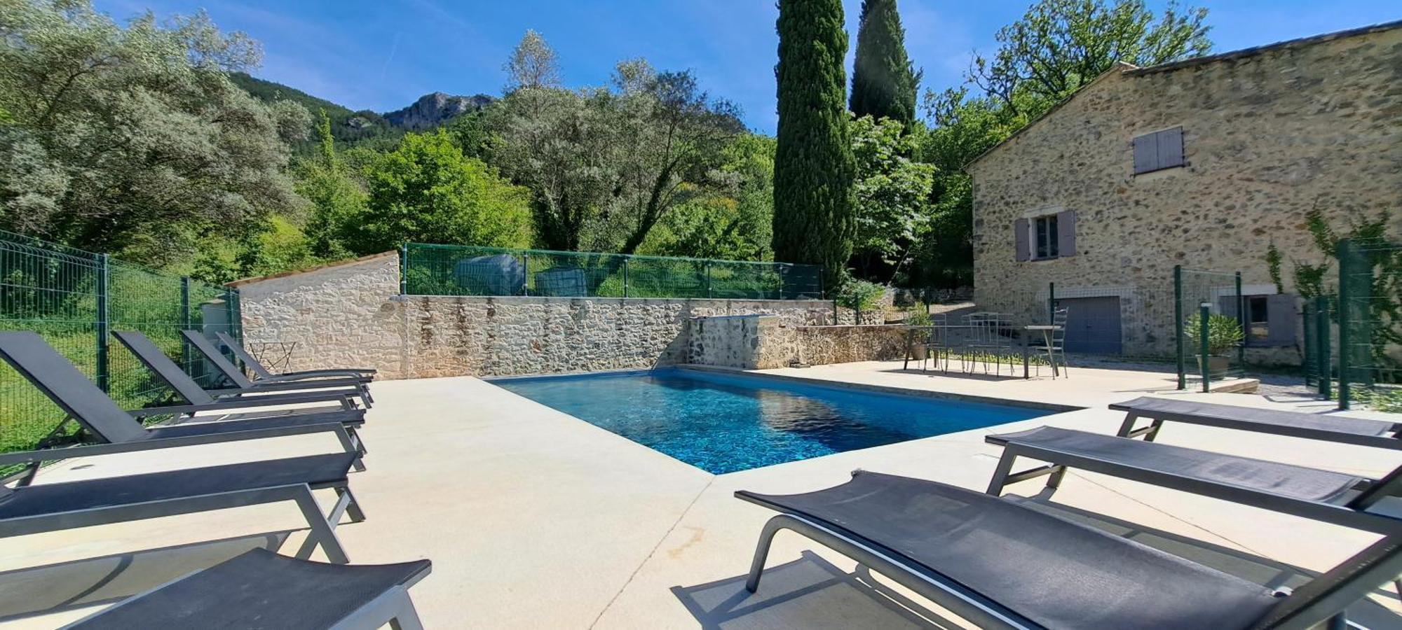 Le Mas Des Fontettes, Gite 14 Personnes, Piscine Chauffee, Propriete 5Ha, Barbecue Sahune Exterior photo